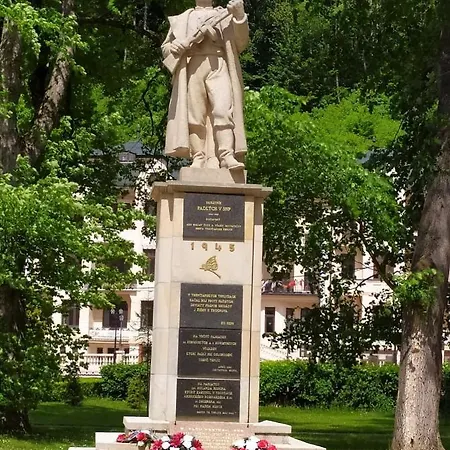Pikk Daire Trenčianske Teplice
