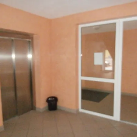 Pikk Apartment *
